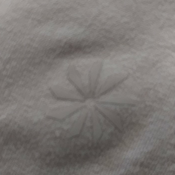 Athleta Top. - Picture 7 of 7